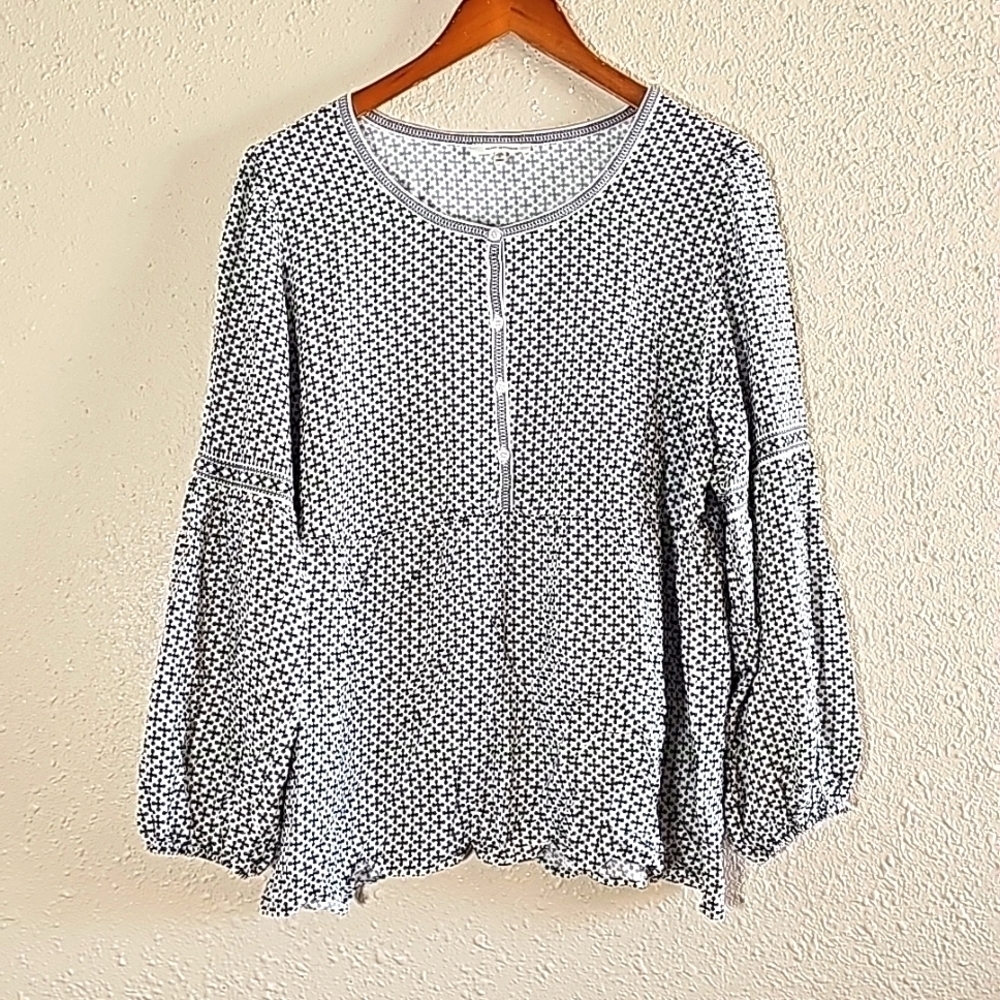 Max Studio  Beige Flowy Top
